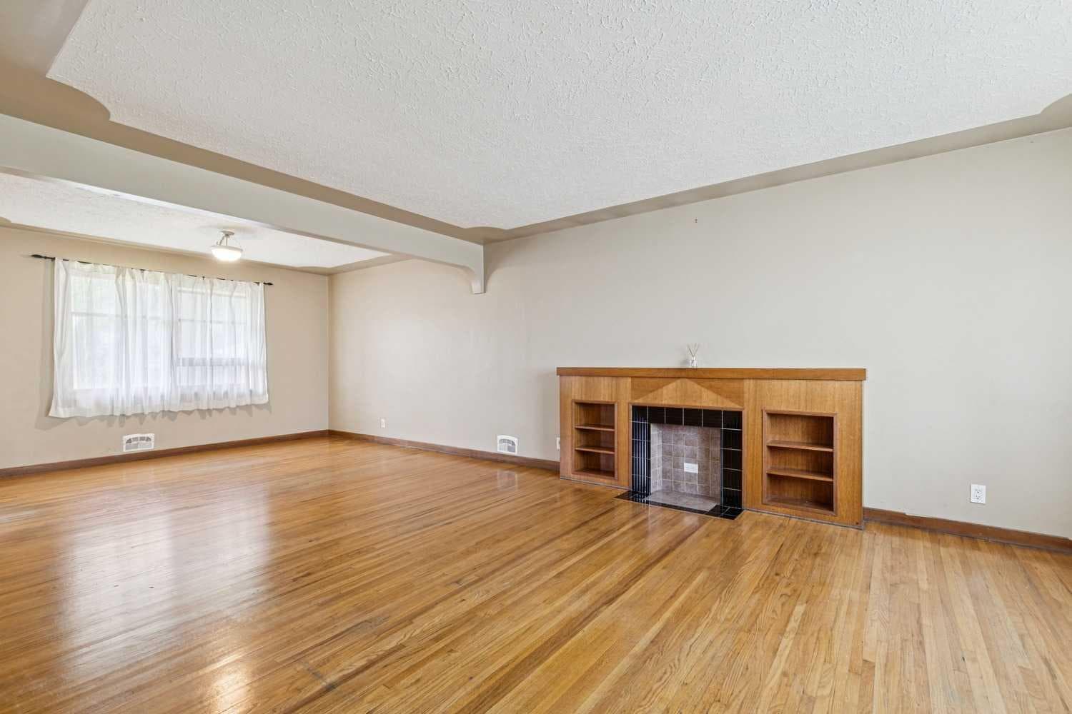 3103 13 Avenue SW — photo 1