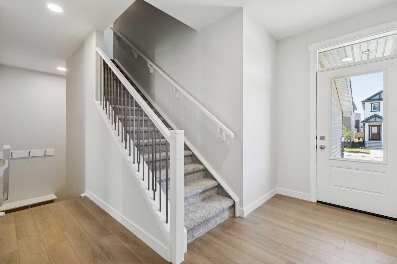426 Hotchkiss Manor SE — photo 5