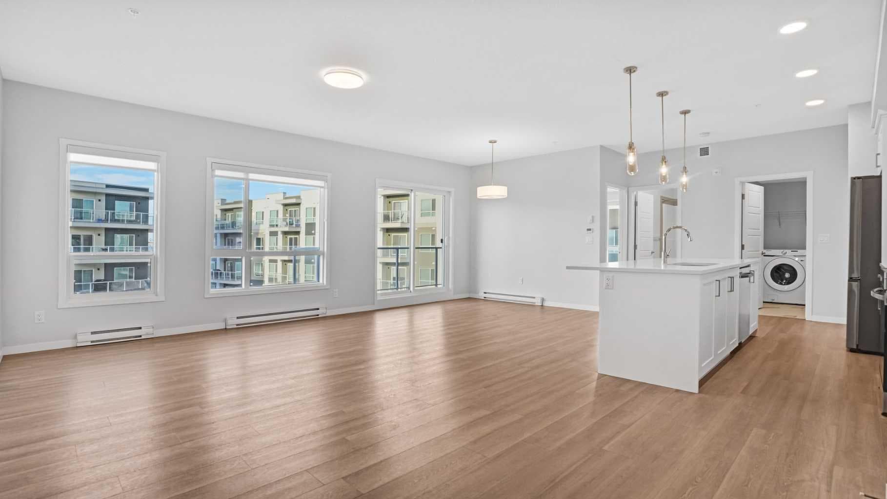 1302, 220 Seton Grove SE — photo 5