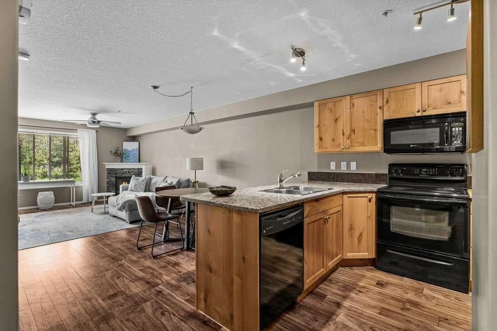 215, 300 Palliser Lane — photo 4