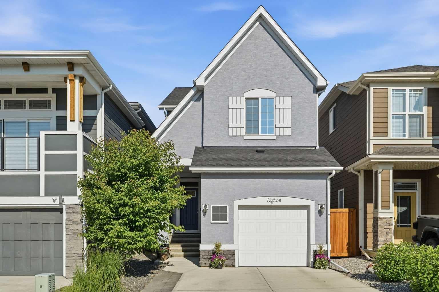 15 Cranbrook Terrace SE — photo 1