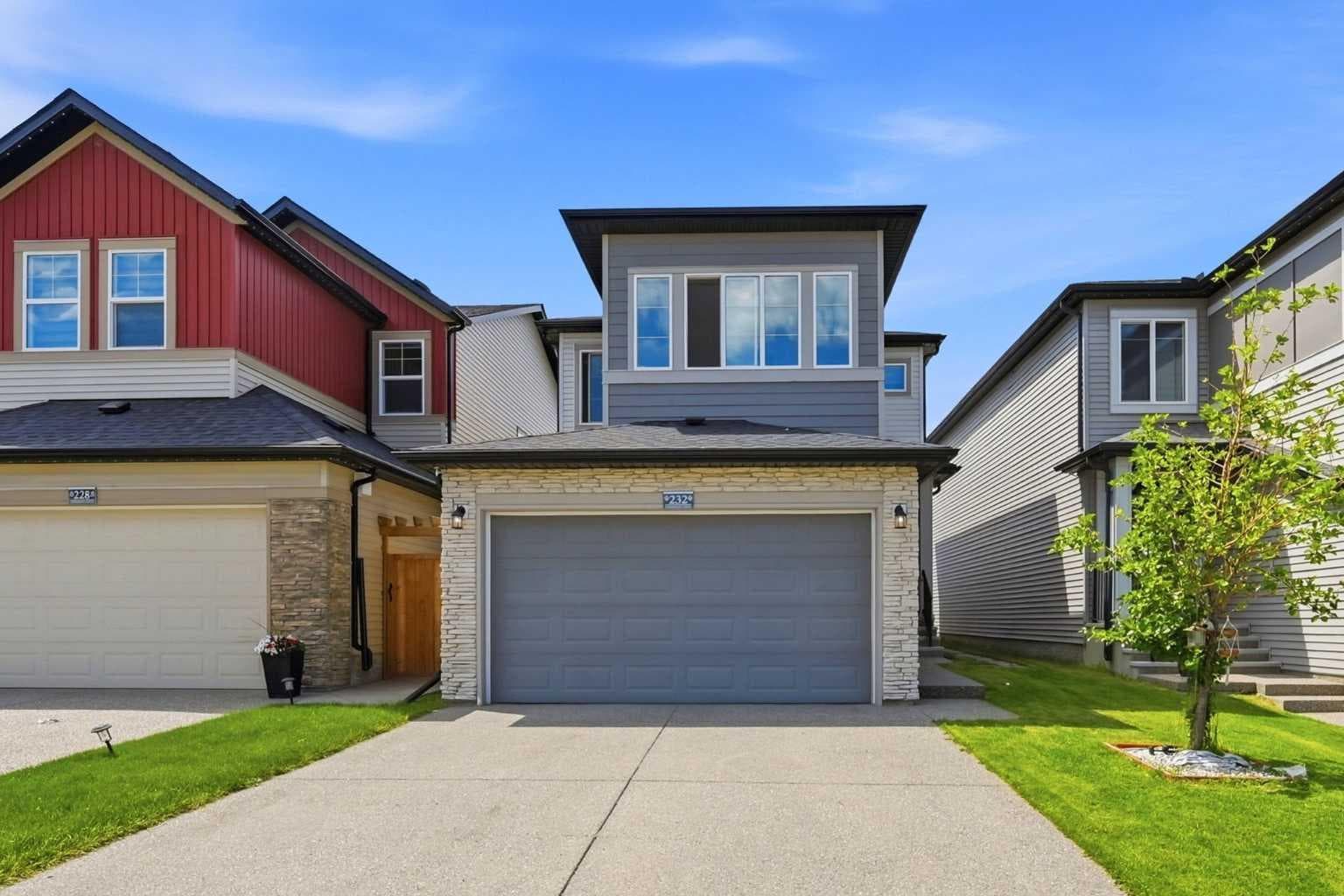 232 Cornerbrook Common NE — photo 1