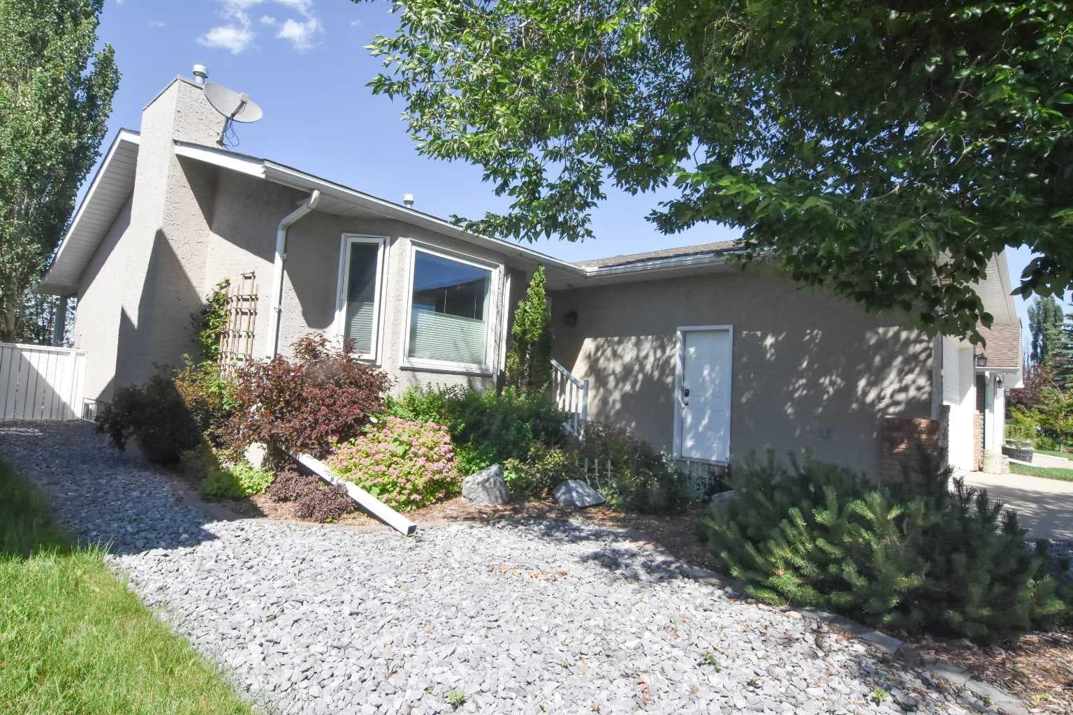254 Maple Grove Crescent — photo 3
