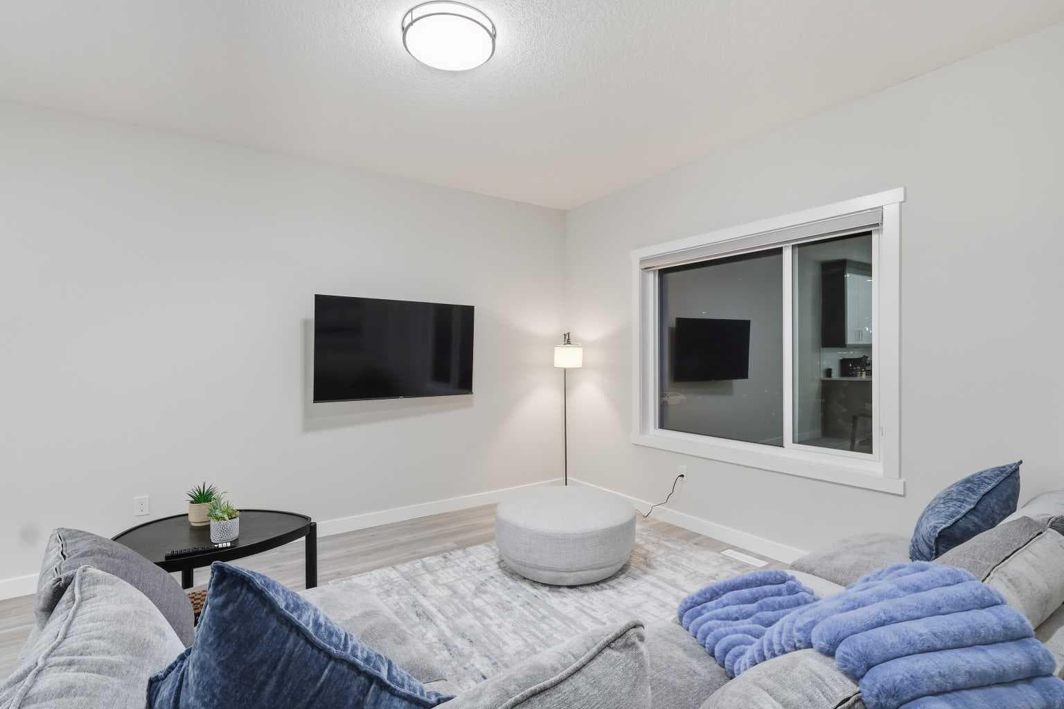 343 Red Sky Terrace NE — photo 3