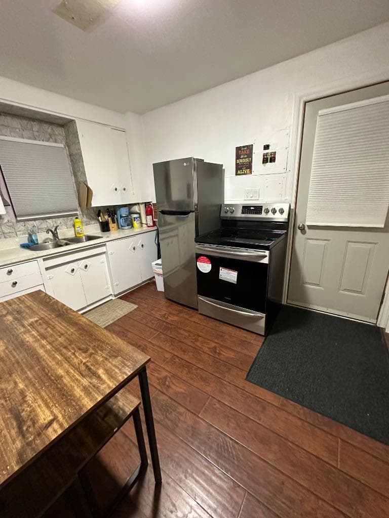 513 3 Street S — photo 2