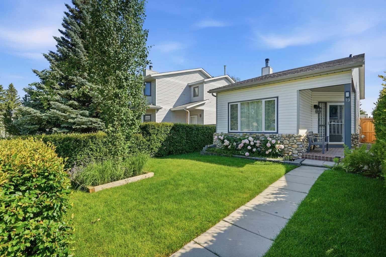 19 Millcrest Way SW — photo 3
