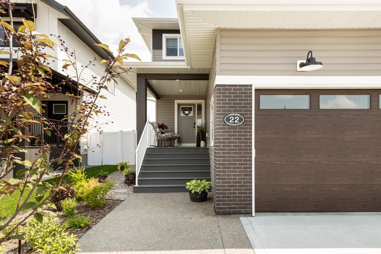 22 Napoleon Meadows Way — photo 3