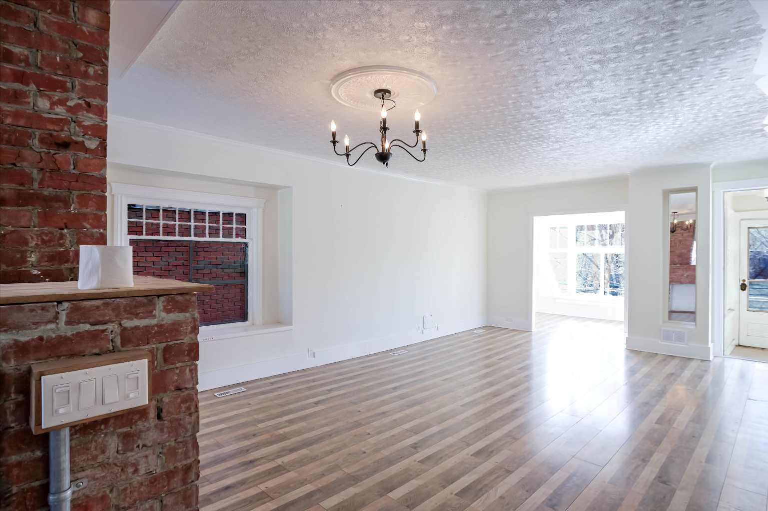 434 Memorial Drive NW — photo 4