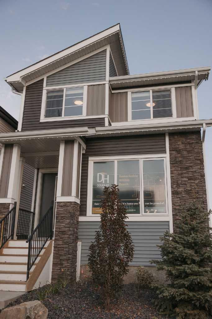 282 southbow Avenue — photo 2