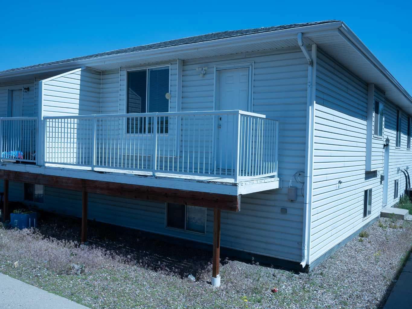 64 Valleyview Drive SW — photo 1