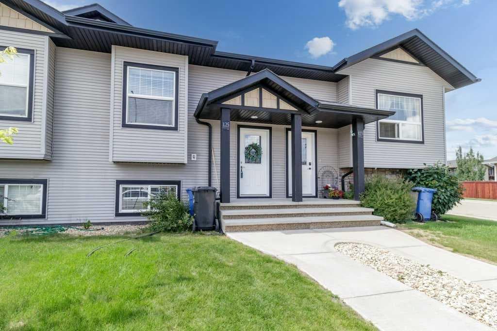 125 Henderson Crescent — photo 2