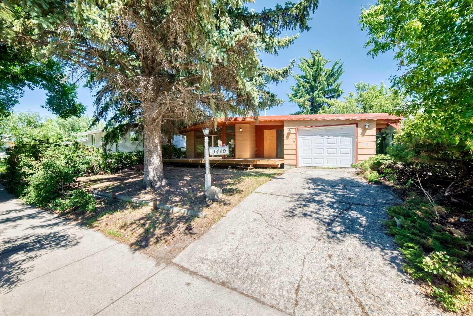 1460 Northmount Drive NW — photo 1