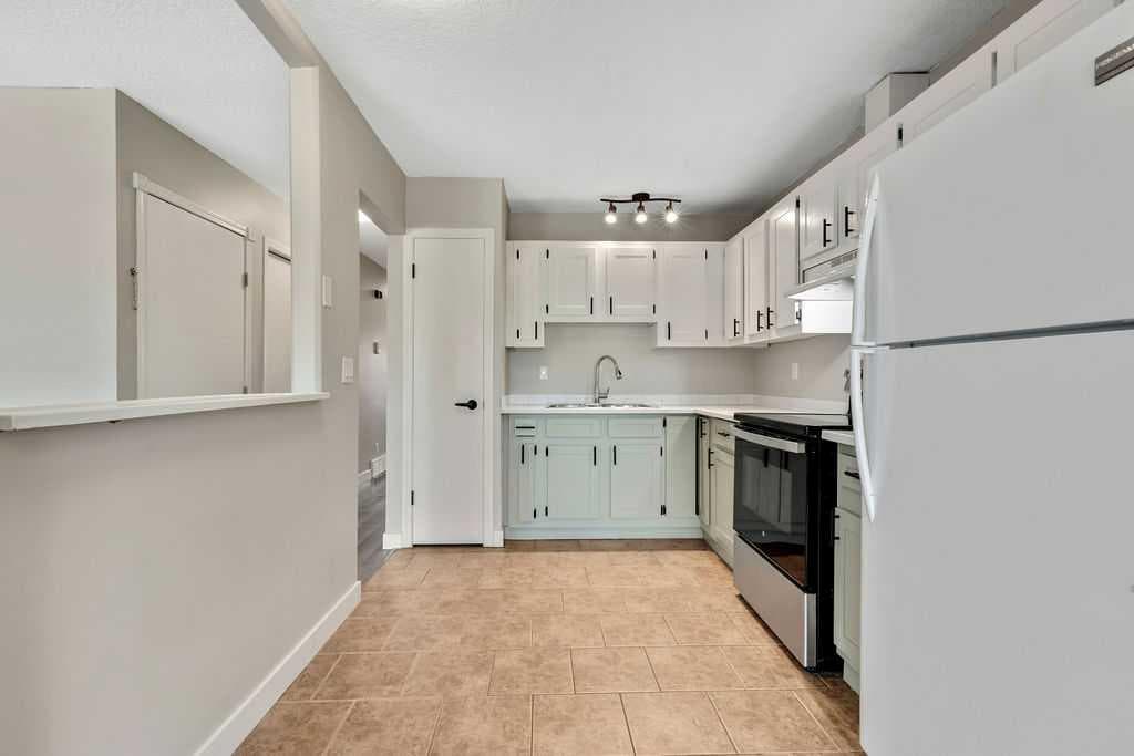 5 Templemont Road NE — photo 3