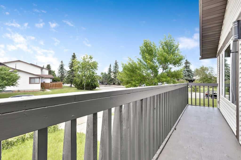 5 Templemont Road NE — photo 4