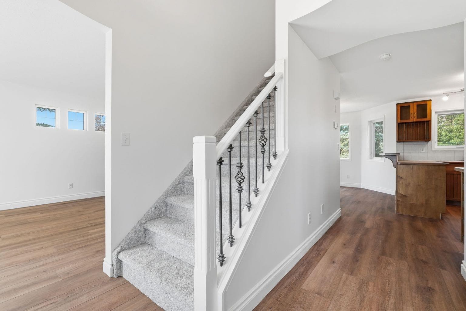 763 Stonehaven Drive — photo 4