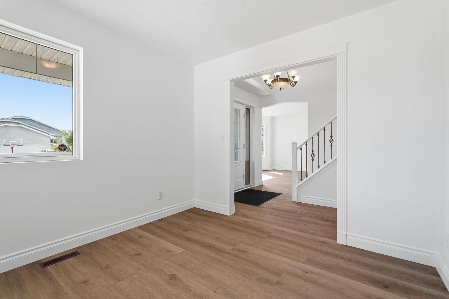 763 Stonehaven Drive — photo 5