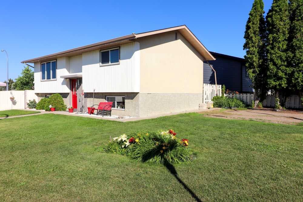 2195 Southview Drive SE — photo 4