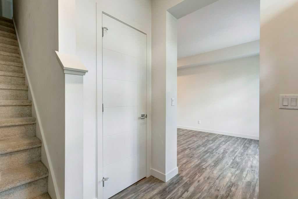 3105, 100 Walgrove Court SE — photo 4