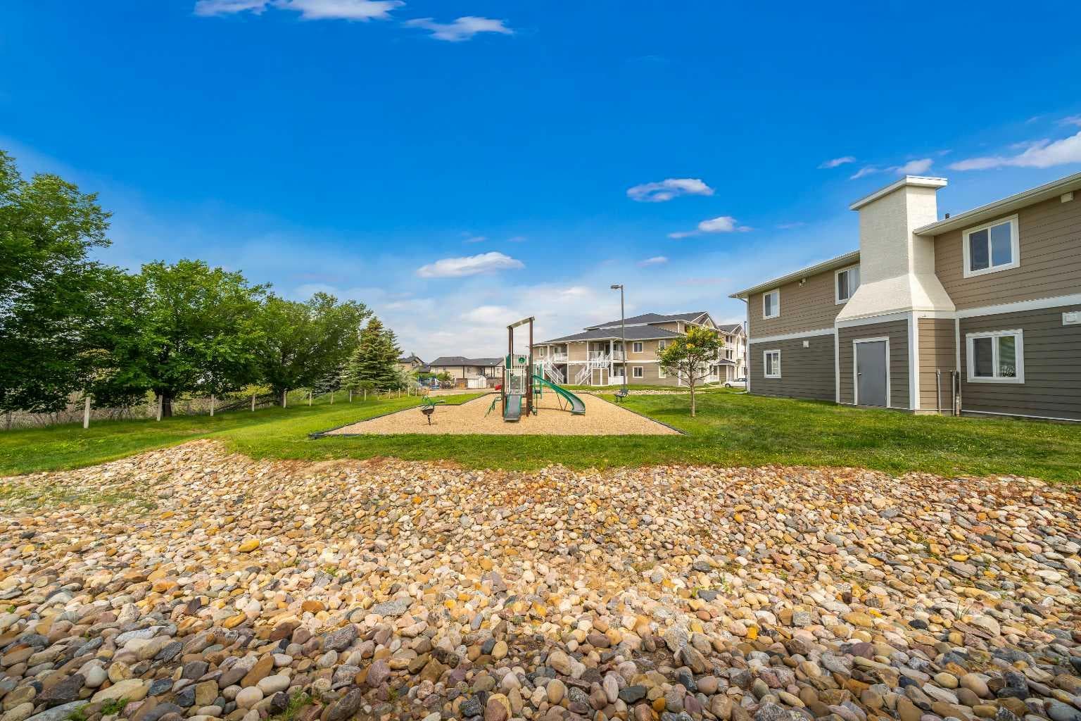 131 Southlands Pointe SE — photo 4