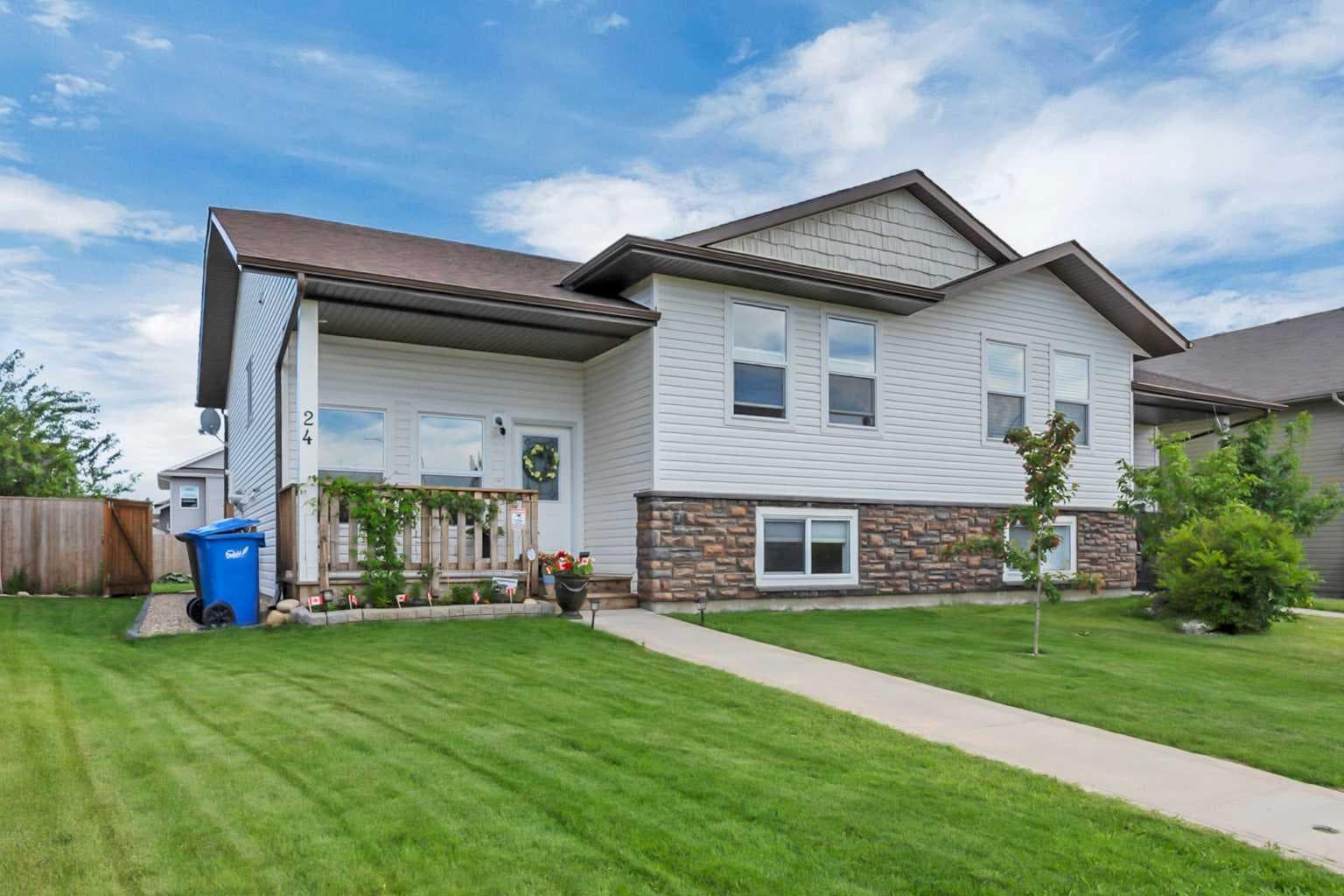 24 Heron Court — photo 1