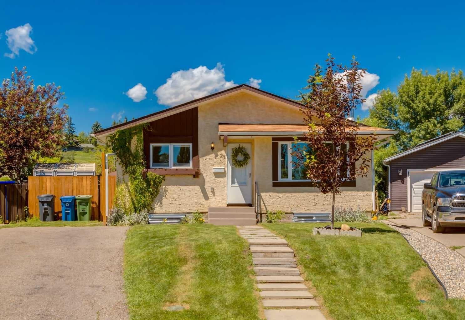 23 Deer Lane Place SE — photo 1