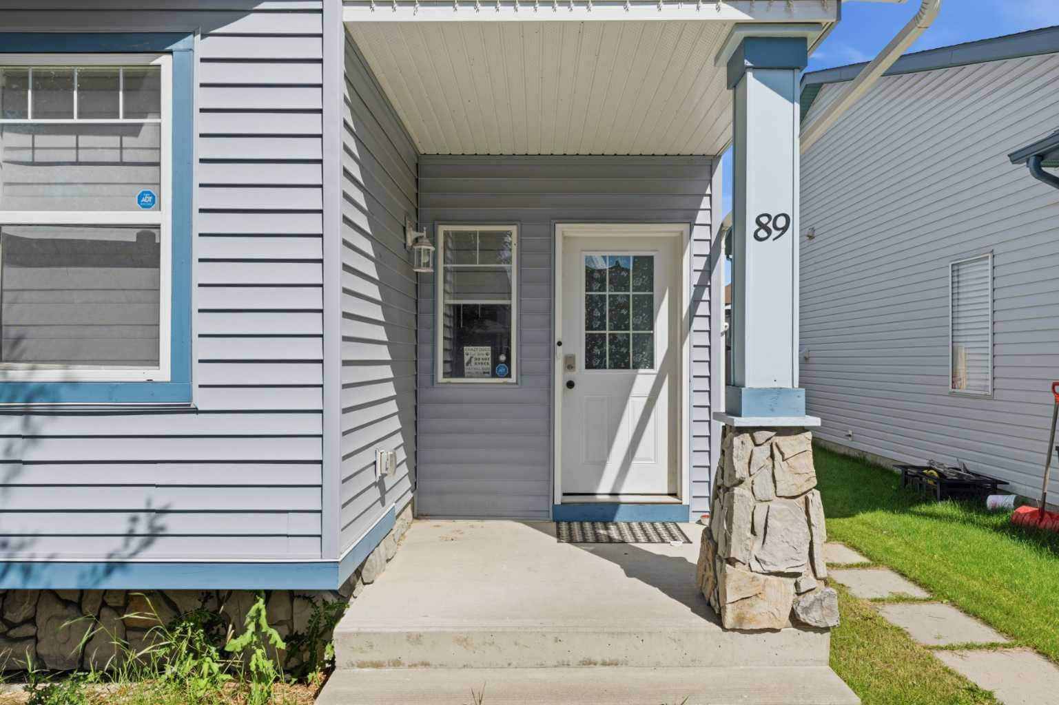 89 Everstone Way SW — photo 2