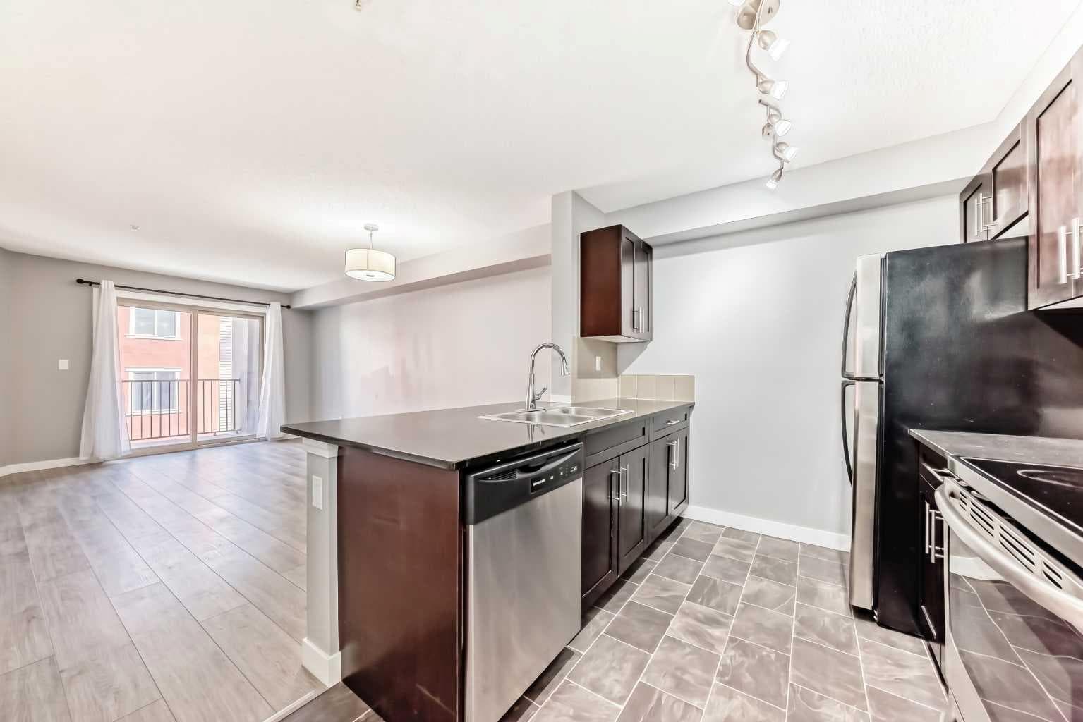 4304, 403 Mackenzie Way SW — photo 1
