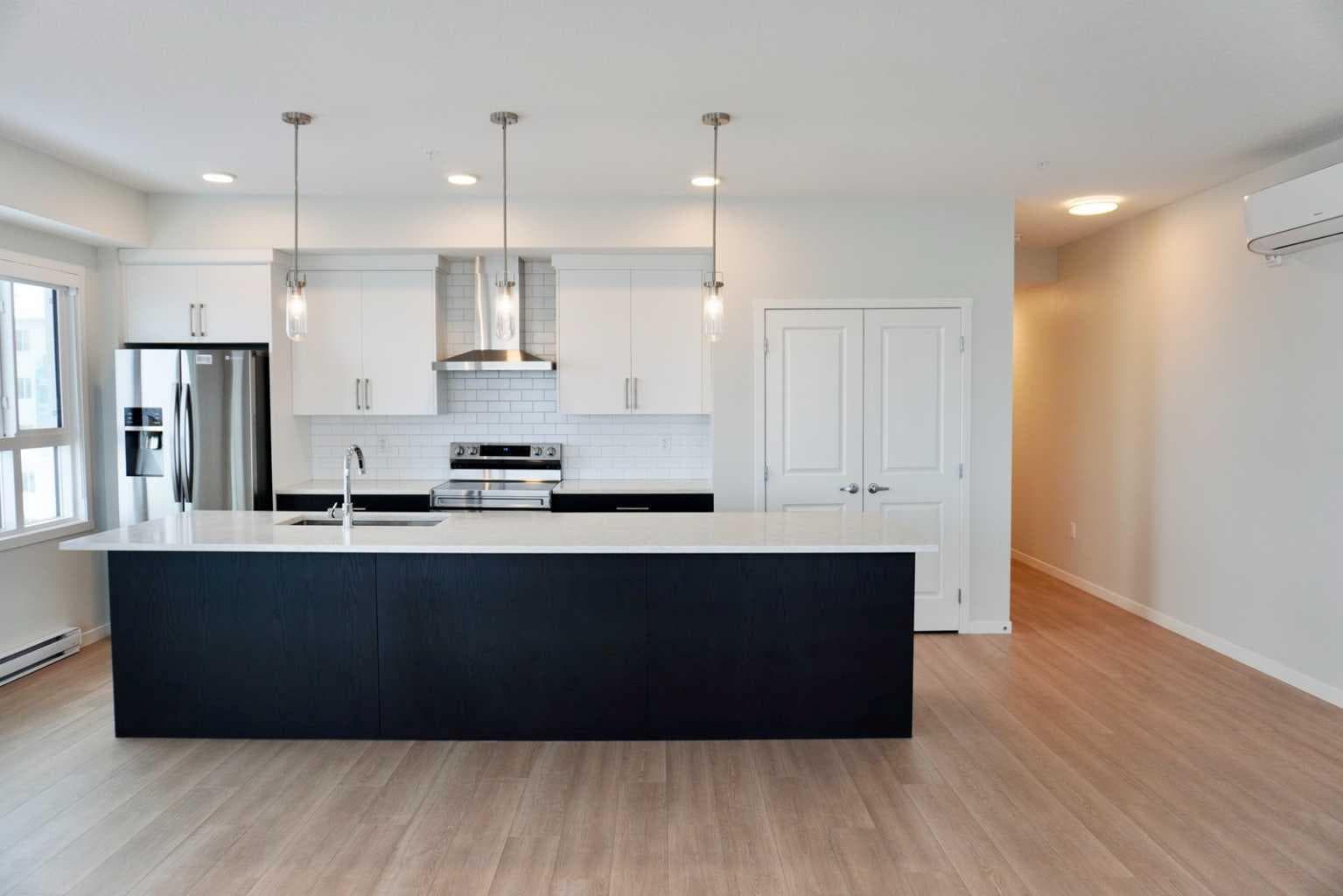404, 80 Carrington Plaza NW — photo 3
