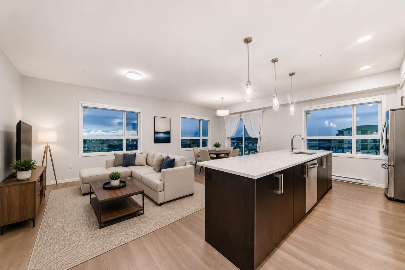 404, 80 Carrington Plaza NW — photo 4