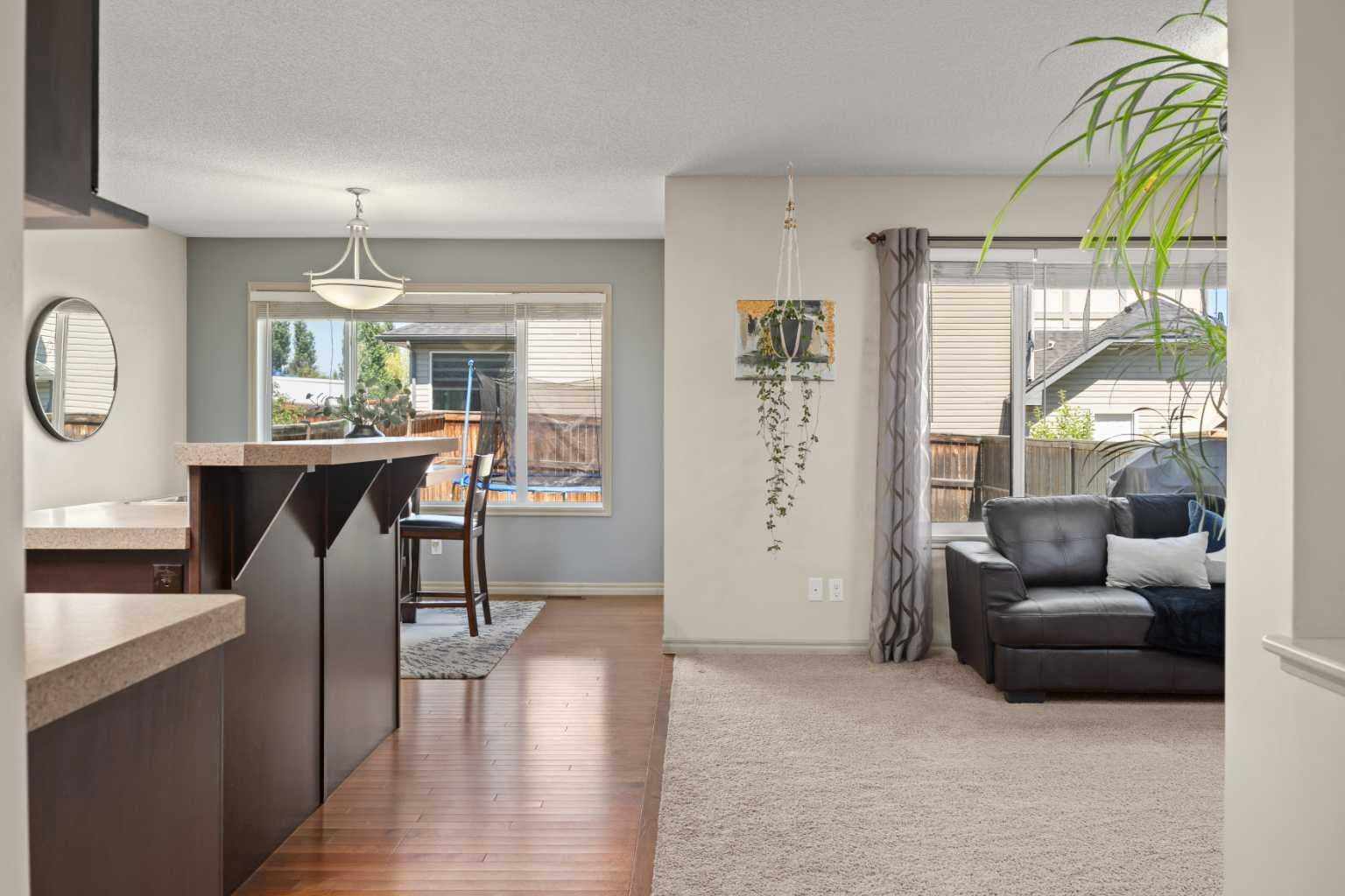 277 Brightonwoods Gardens SE — photo 5