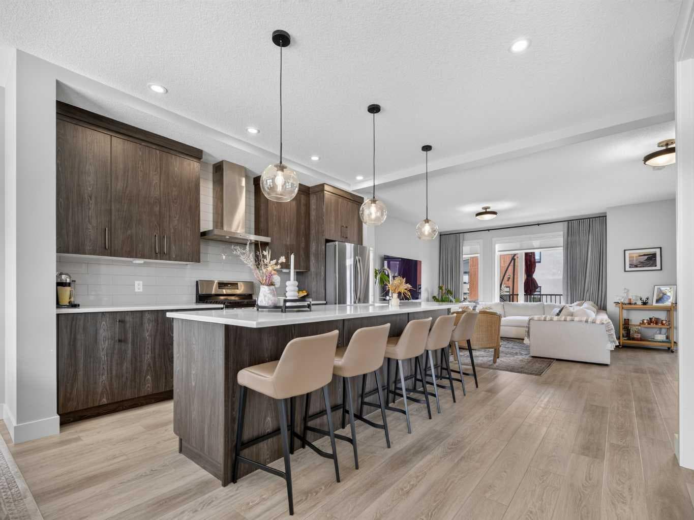 307 Royal Elm Road NW — photo 3