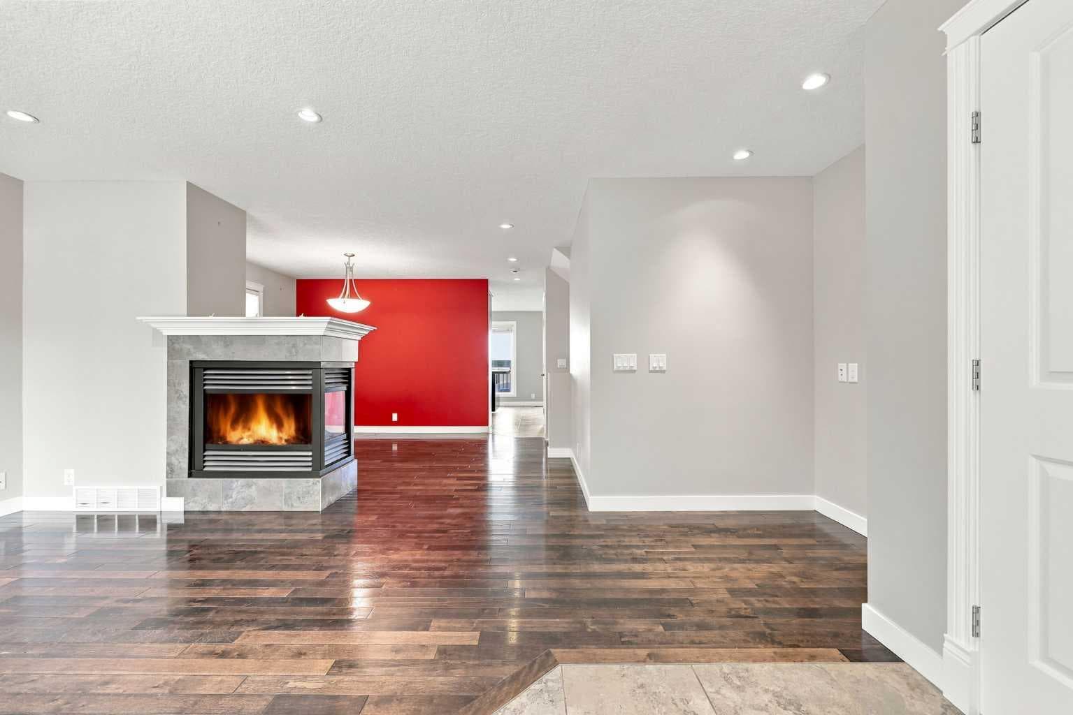 4836 Bowness Road NW — photo 5