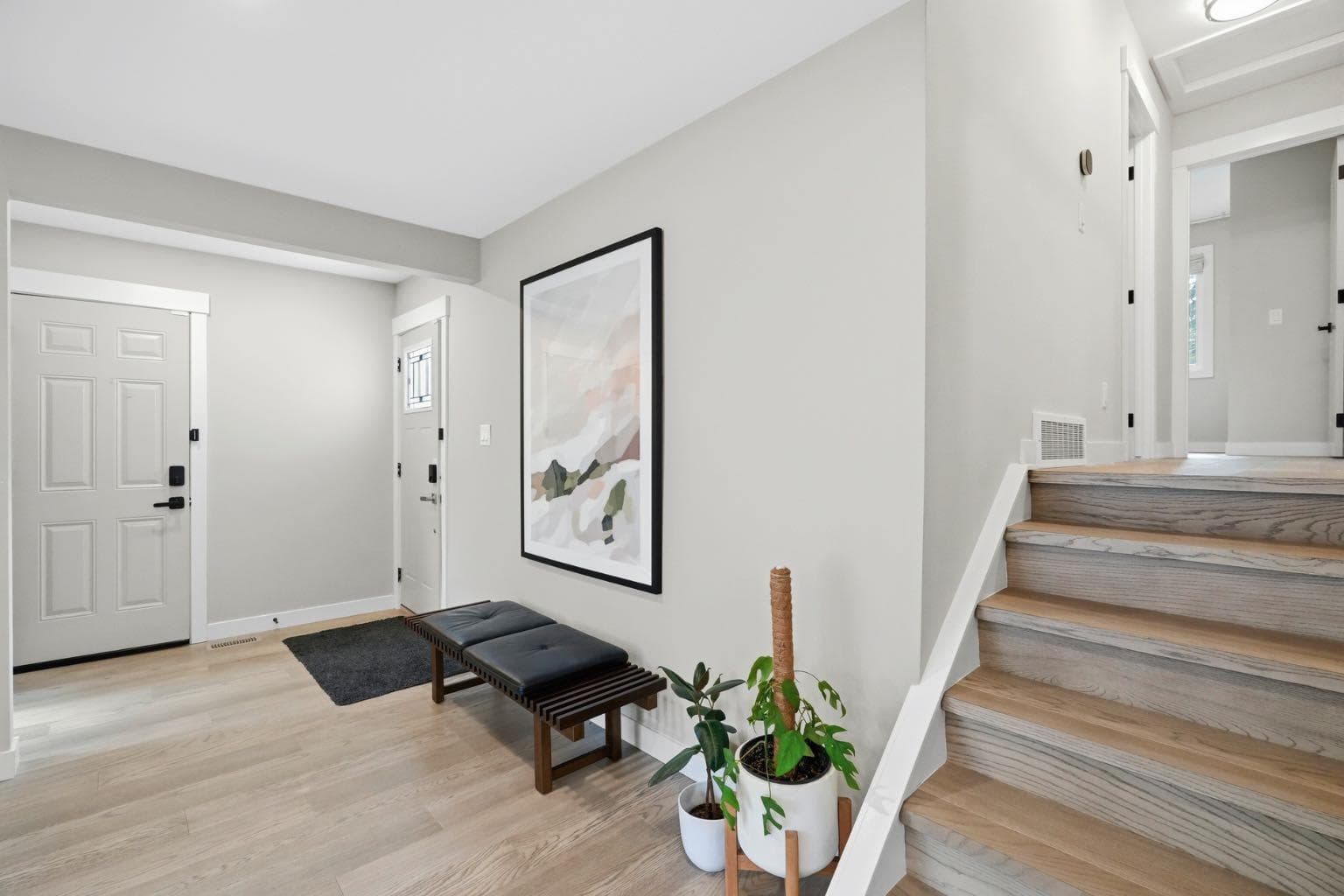 2924 Lathom Crescent SW — photo 3