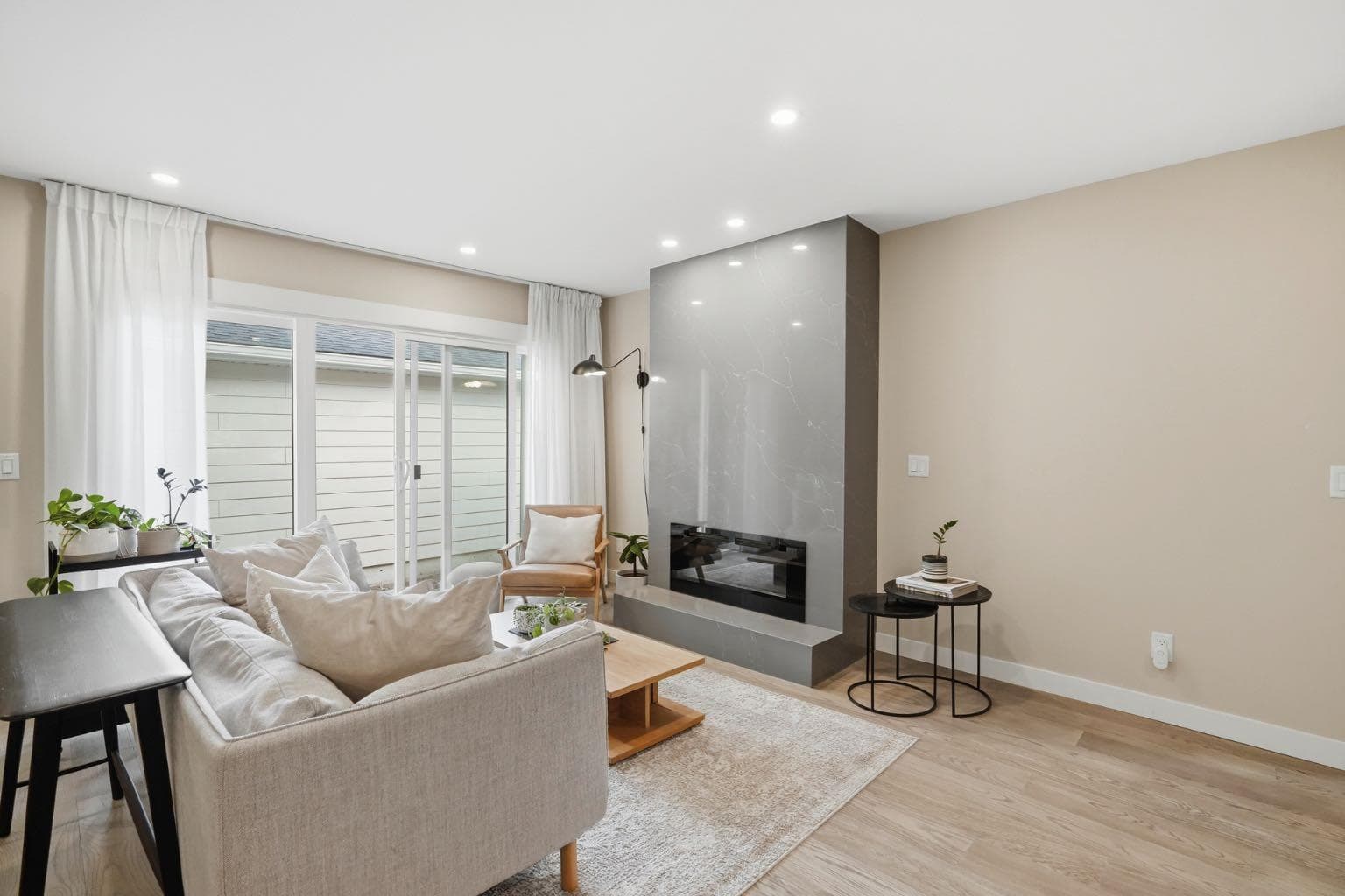 2924 Lathom Crescent SW — photo 4