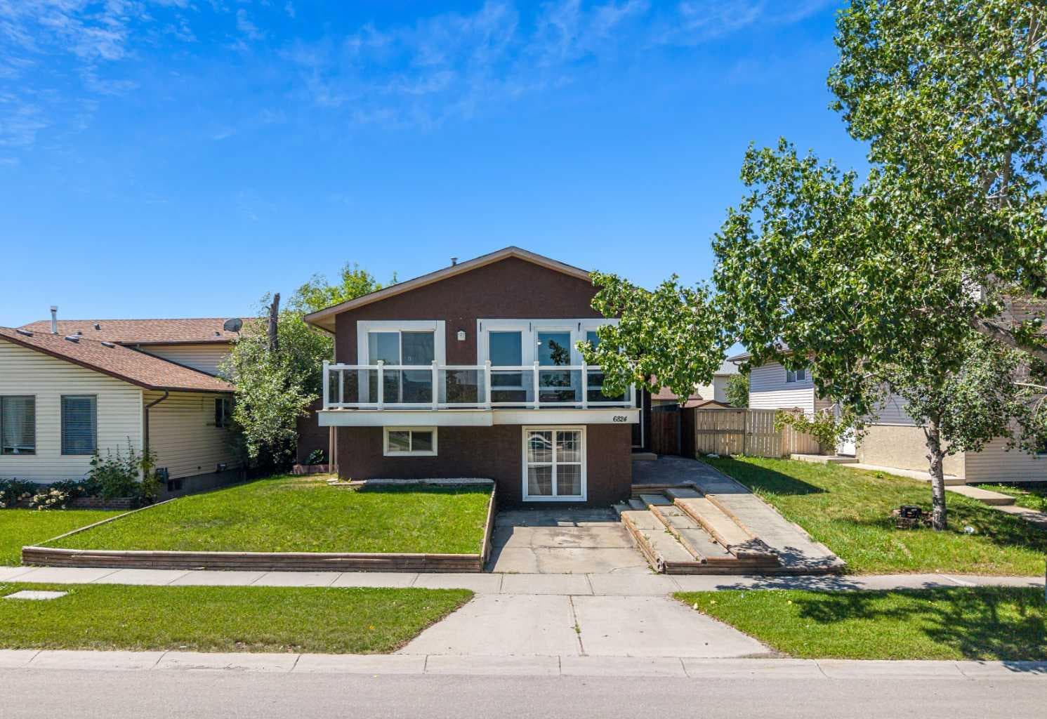 6824 Temple Drive NE — photo 1