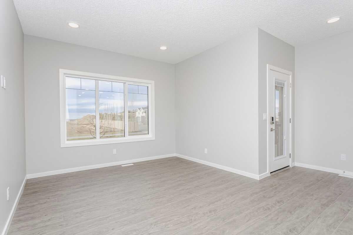 222 Heartwood Parade SE — photo 2