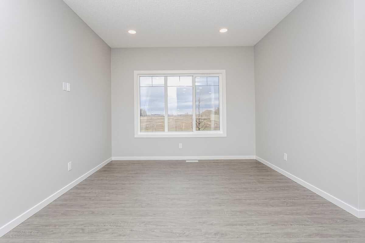 222 Heartwood Parade SE — photo 3