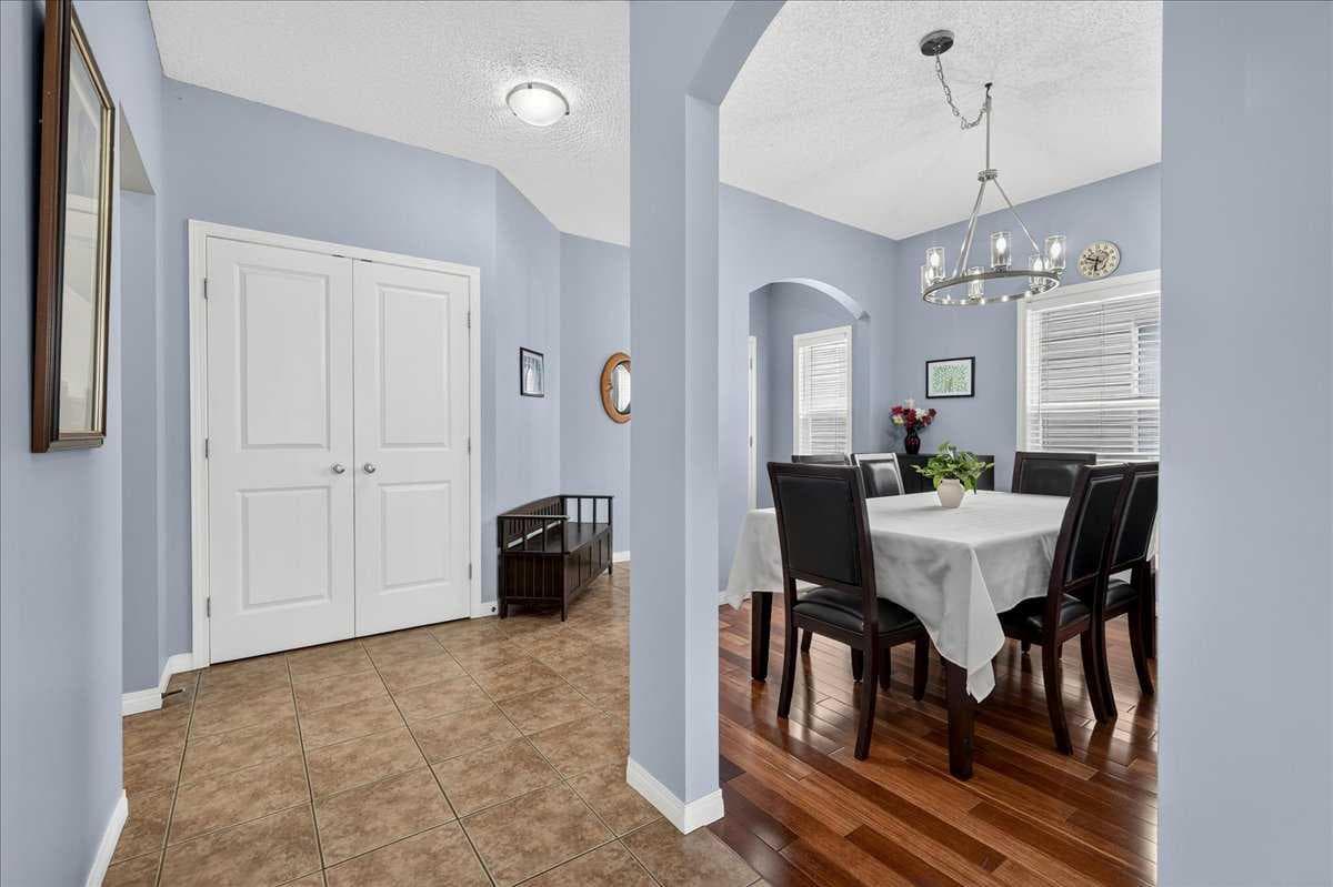 18 Copperstone Drive SE — photo 4
