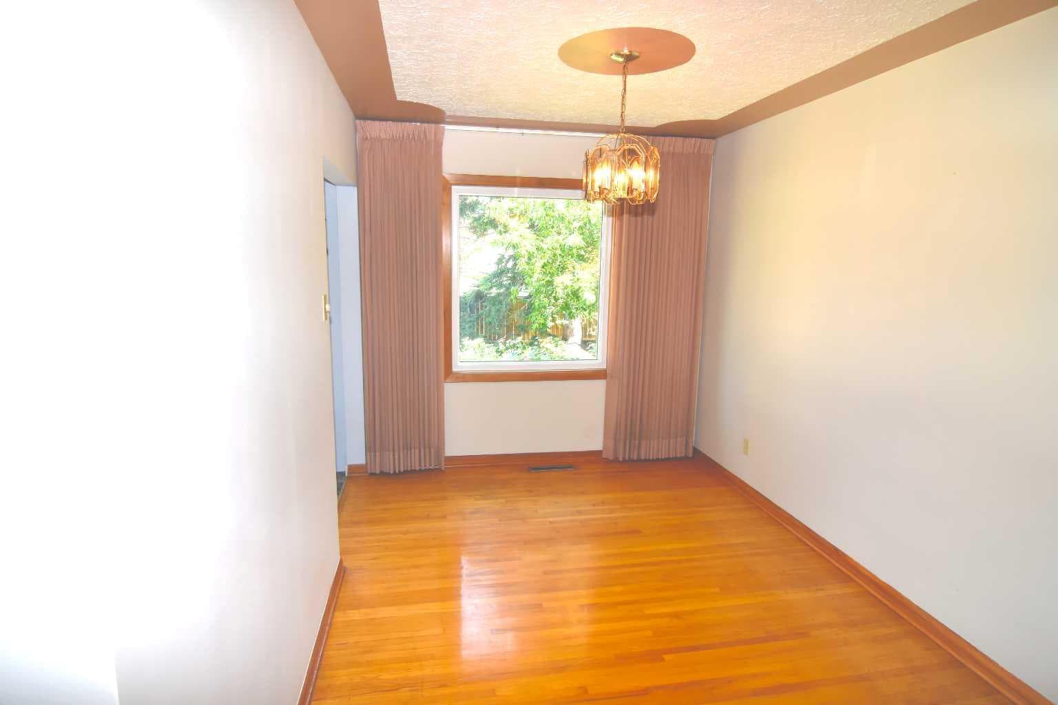 36 Cheyenne Crescent NW — photo 5