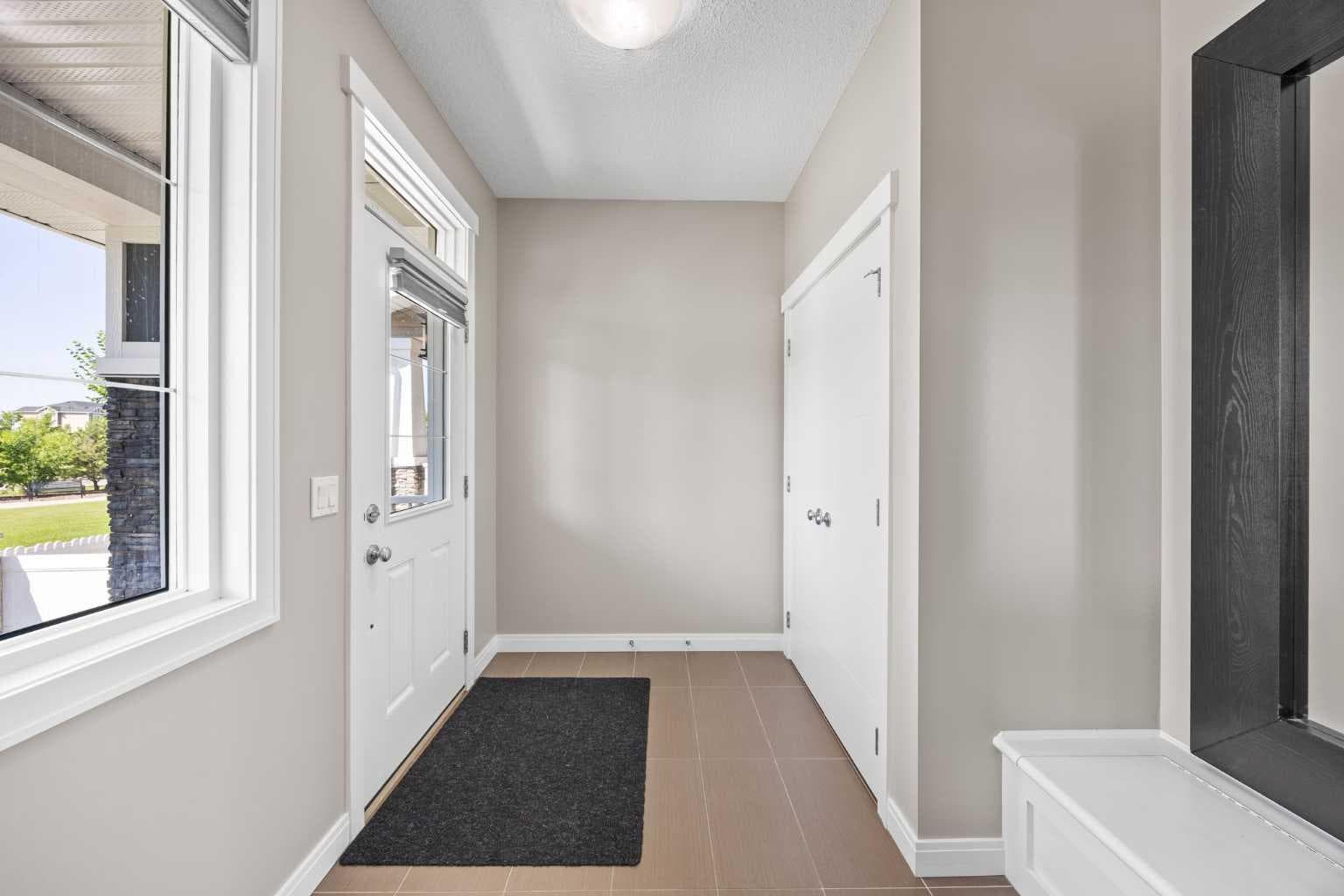 63 Redstone Gardens NE — photo 5
