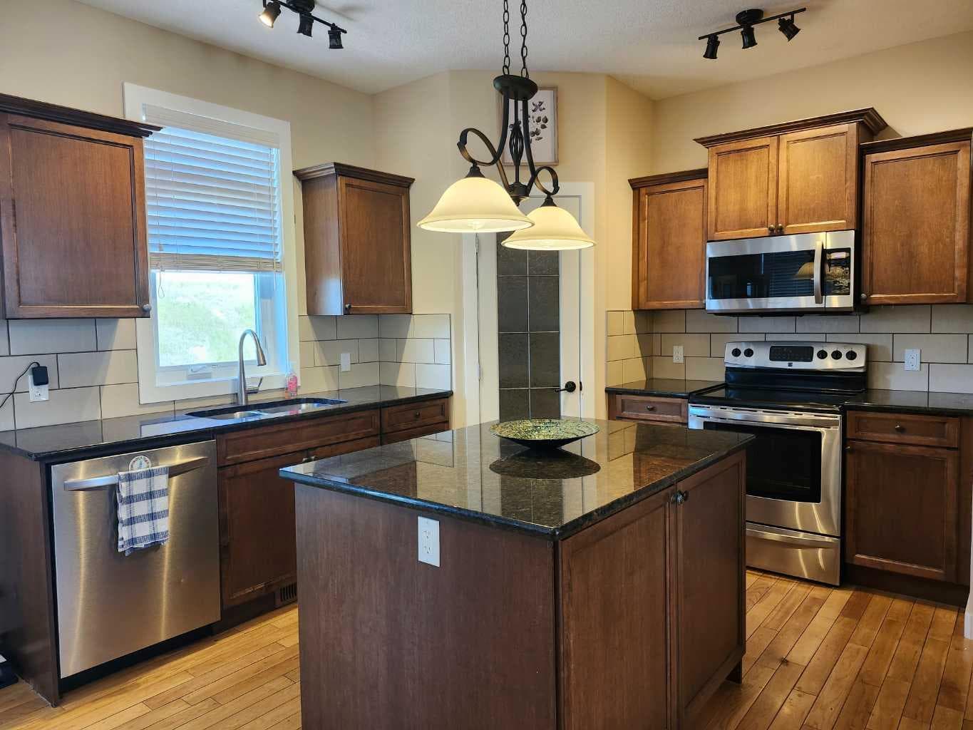 628 Bankview Drive — photo 5