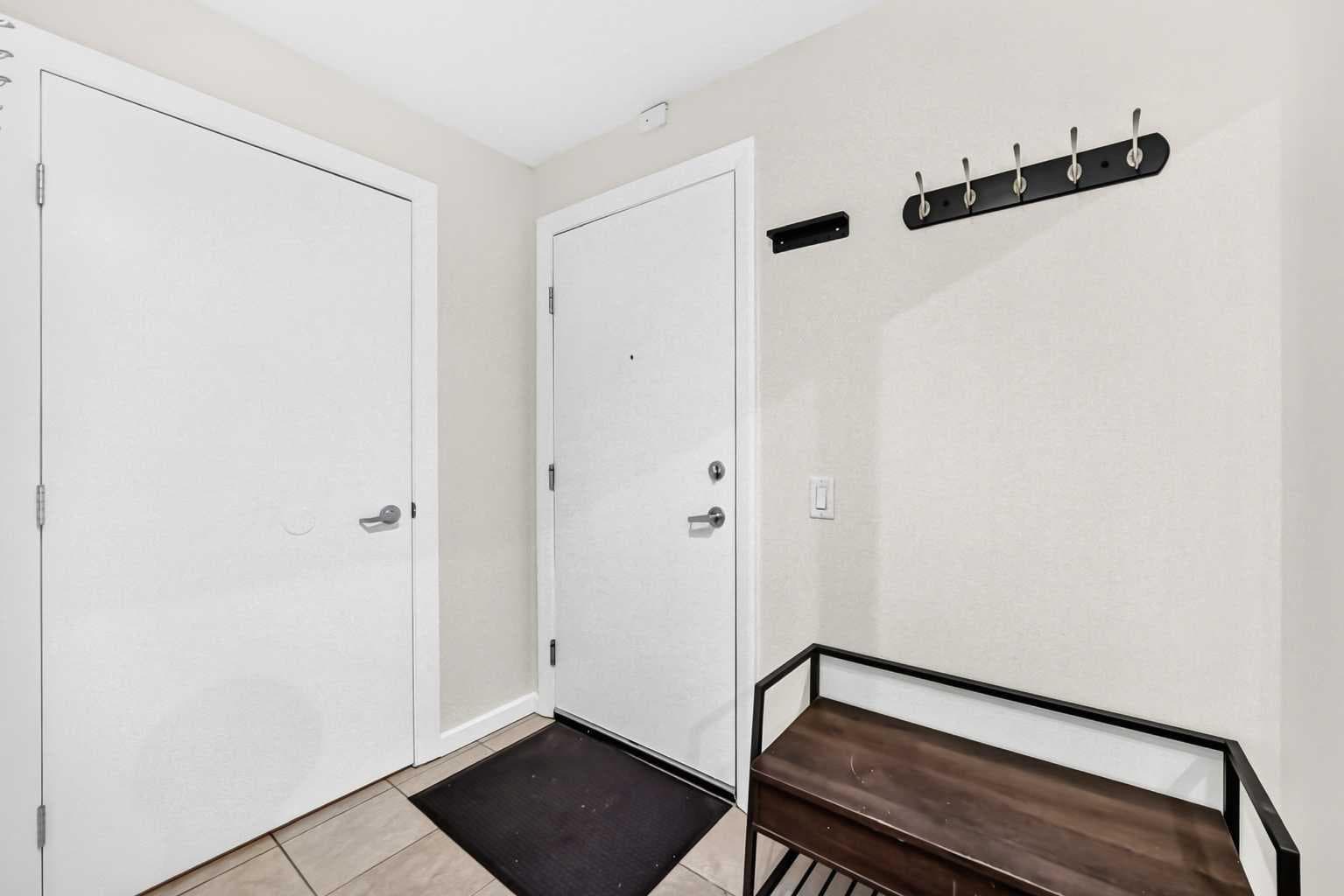 1402, 1410 1 Street SE — photo 5