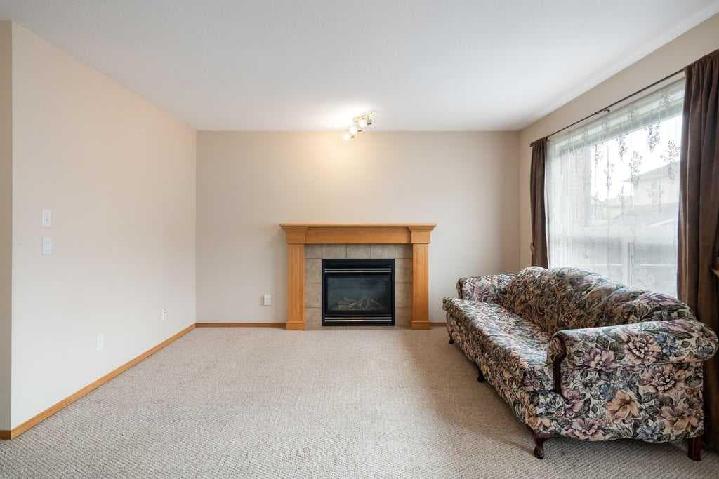 13 Saddlecrest Green NE — photo 5
