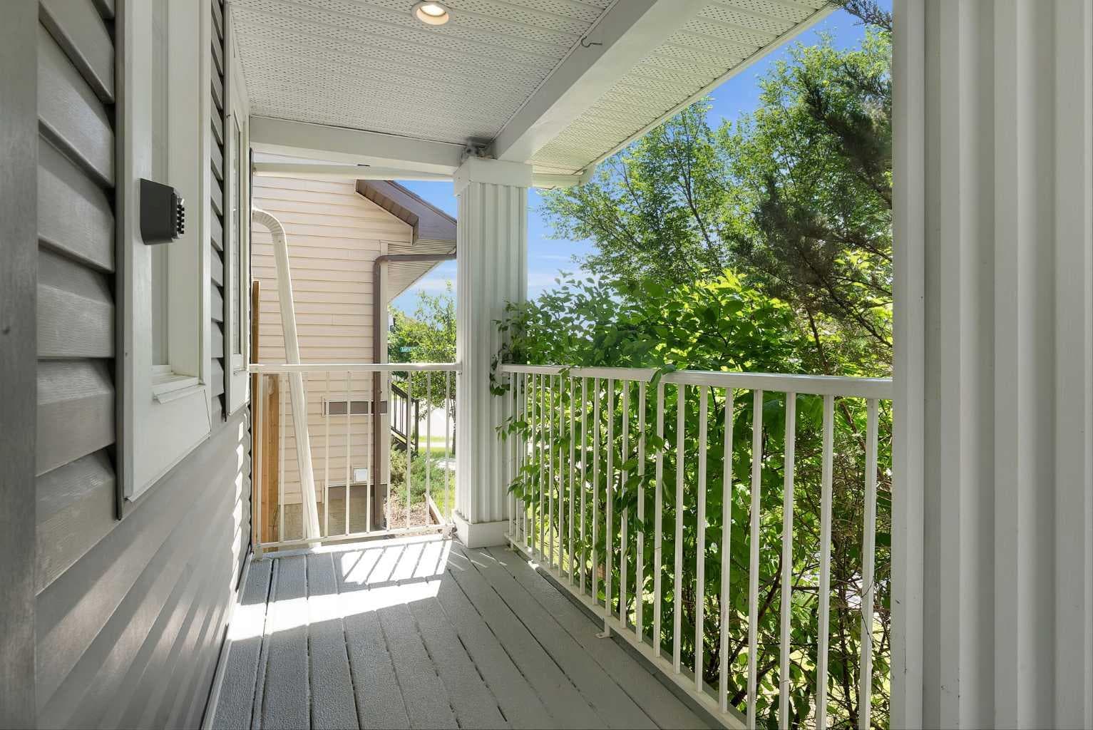 1264 Ravenswood Drive SE — photo 4