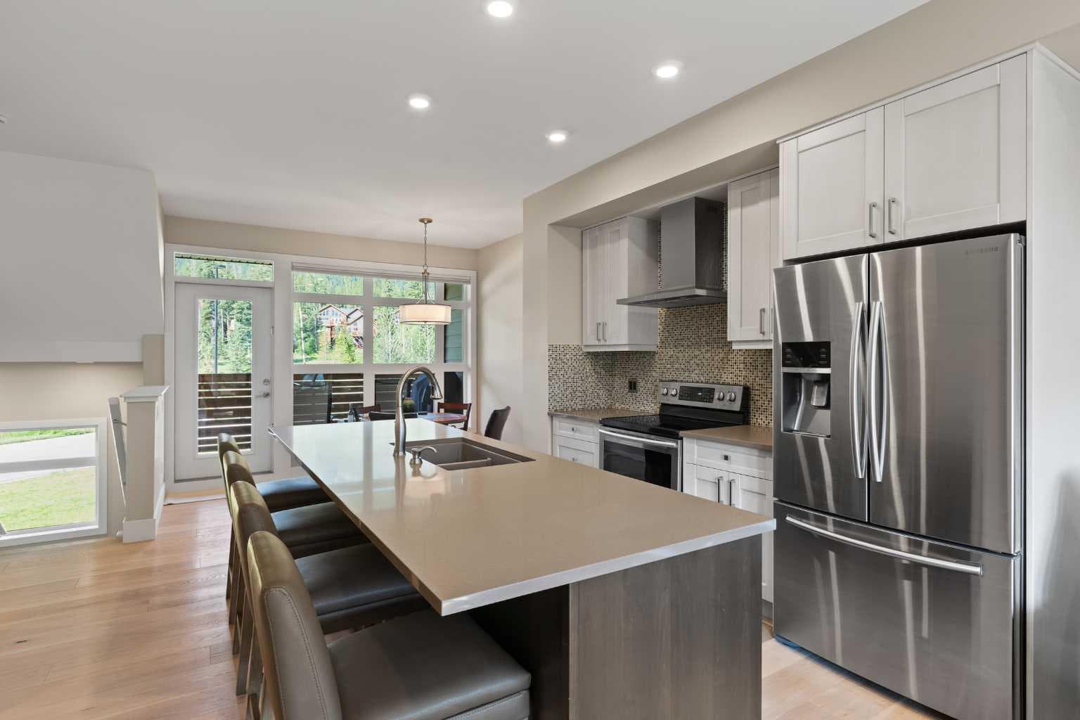 407 Riva Place — photo 5