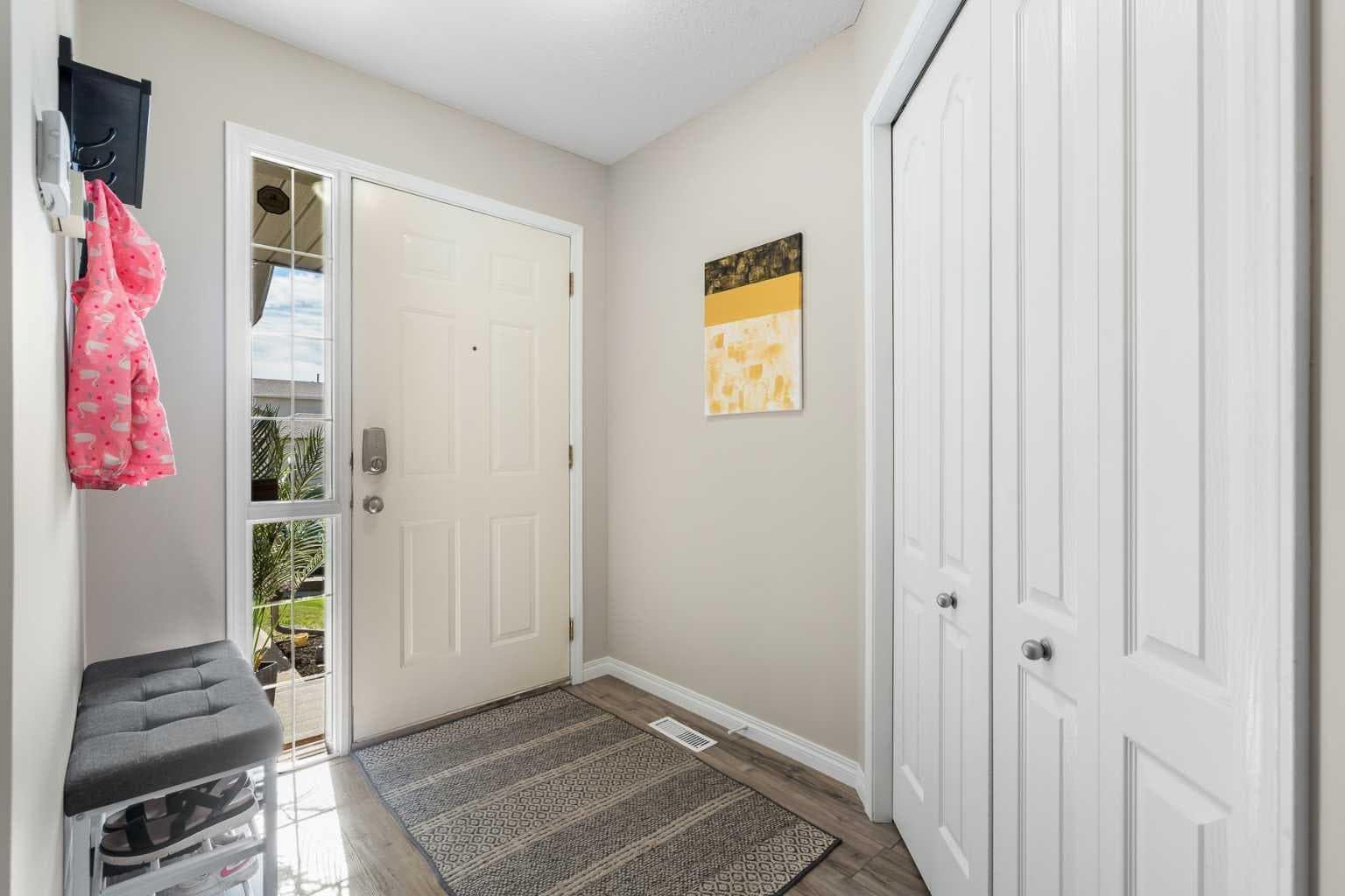 71 Royal Birch Manor NW — photo 3