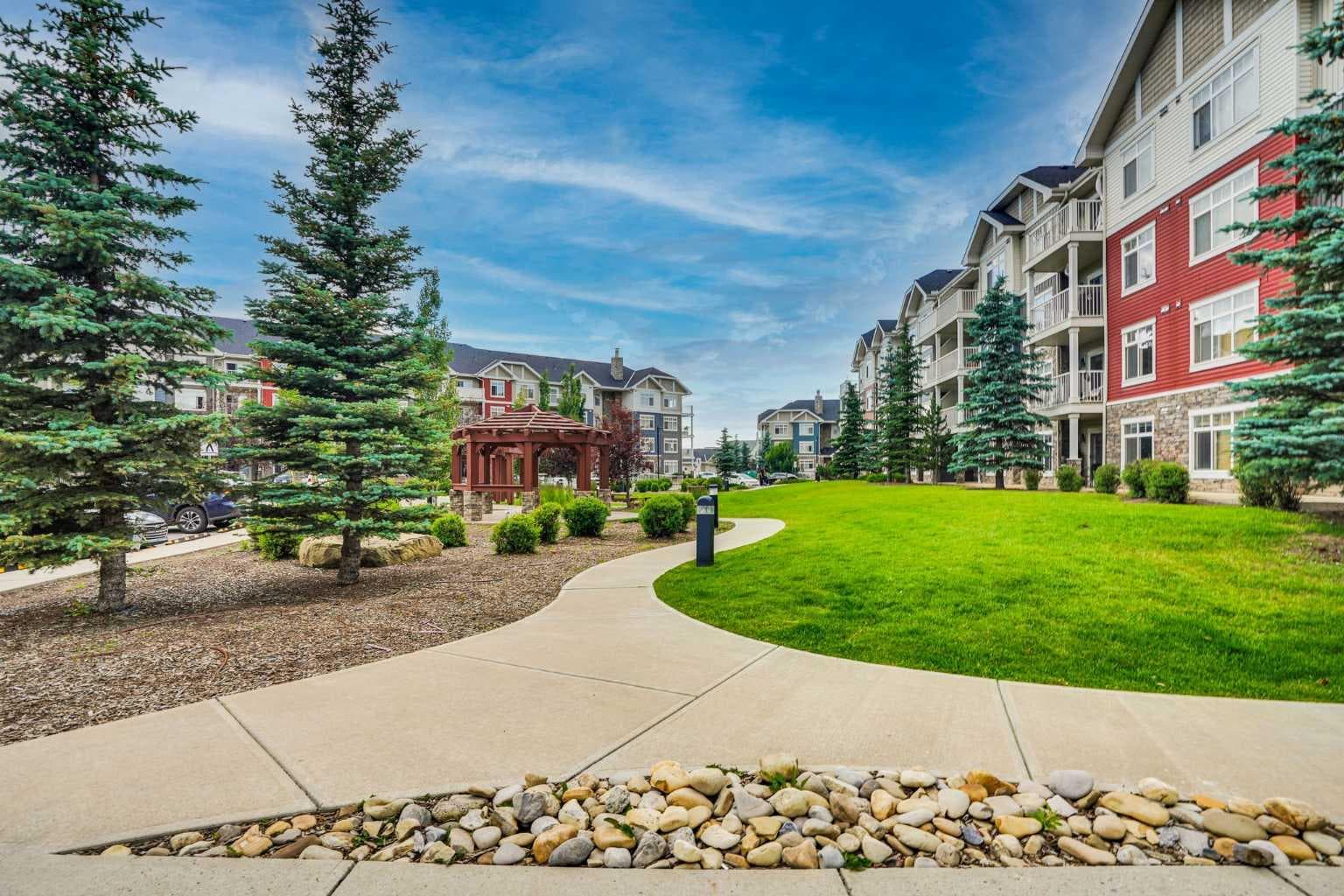 2201, 155 Skyview Ranch Way NE — photo 4