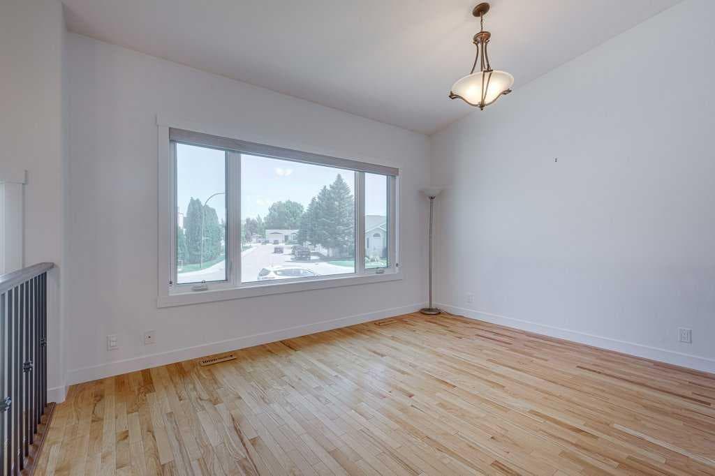 129 Duncan Crescent — photo 4