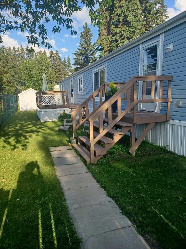 28, 4851 46 Street — photo 2
