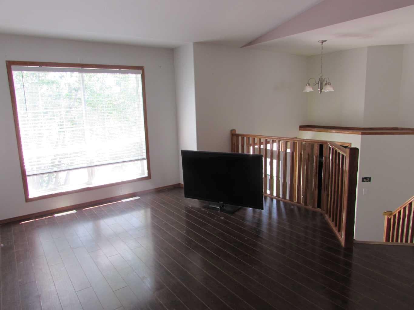 5204 Landsdowne Avenue — photo 3